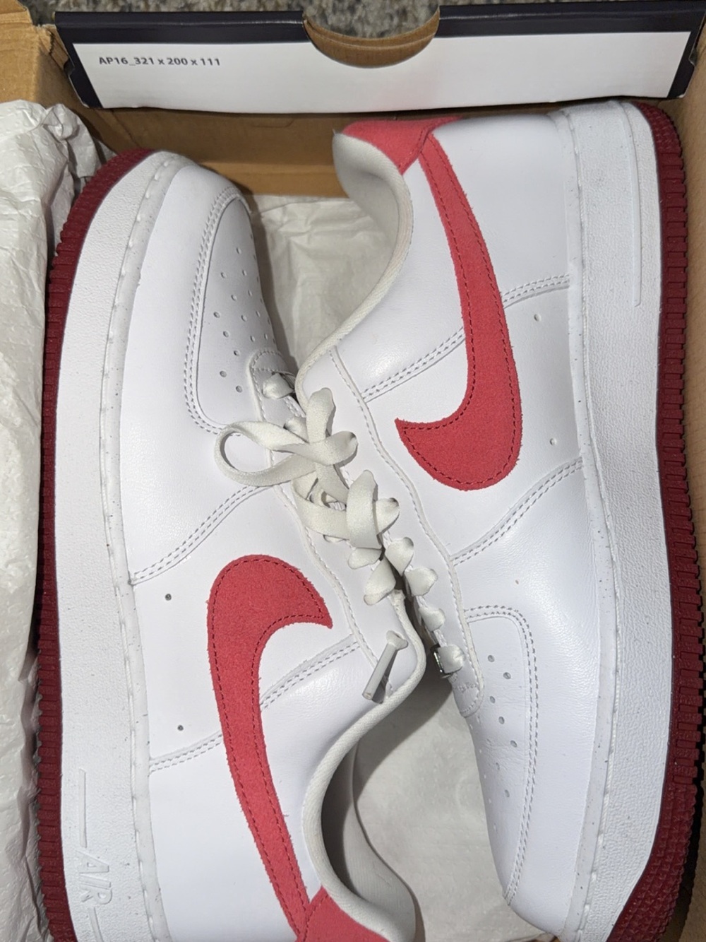 Nike White/Team Red Air Force 1 '07 Box Label - Women's Size 10